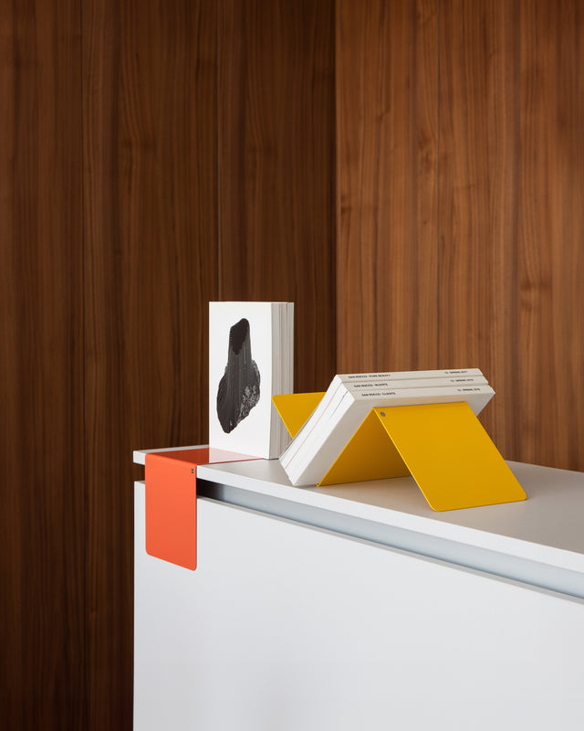 BOOKENDS